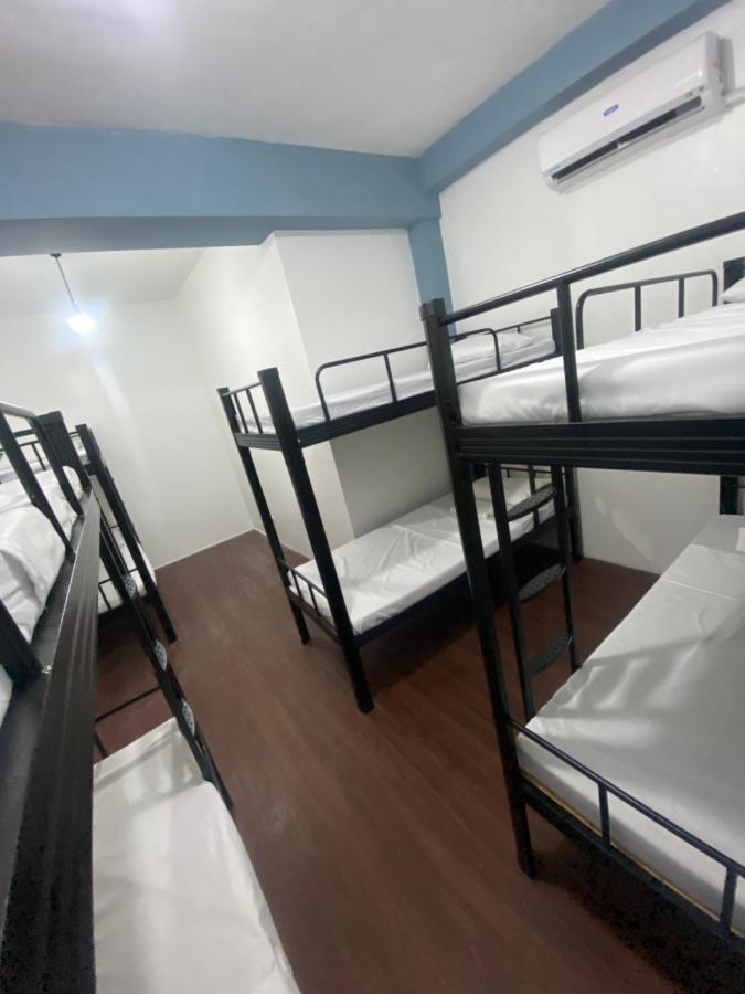 Lime Lite Manila Hostel ماكاتي المظهر الخارجي الصورة