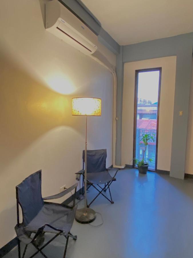 Lime Lite Manila Hostel ماكاتي المظهر الخارجي الصورة