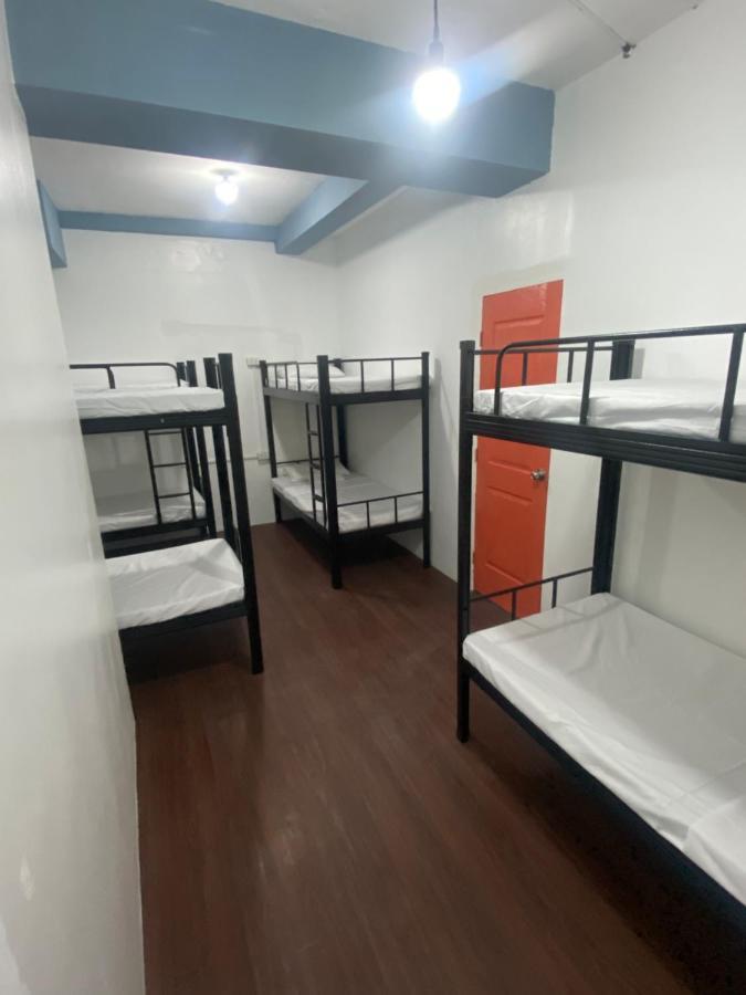 Lime Lite Manila Hostel ماكاتي المظهر الخارجي الصورة